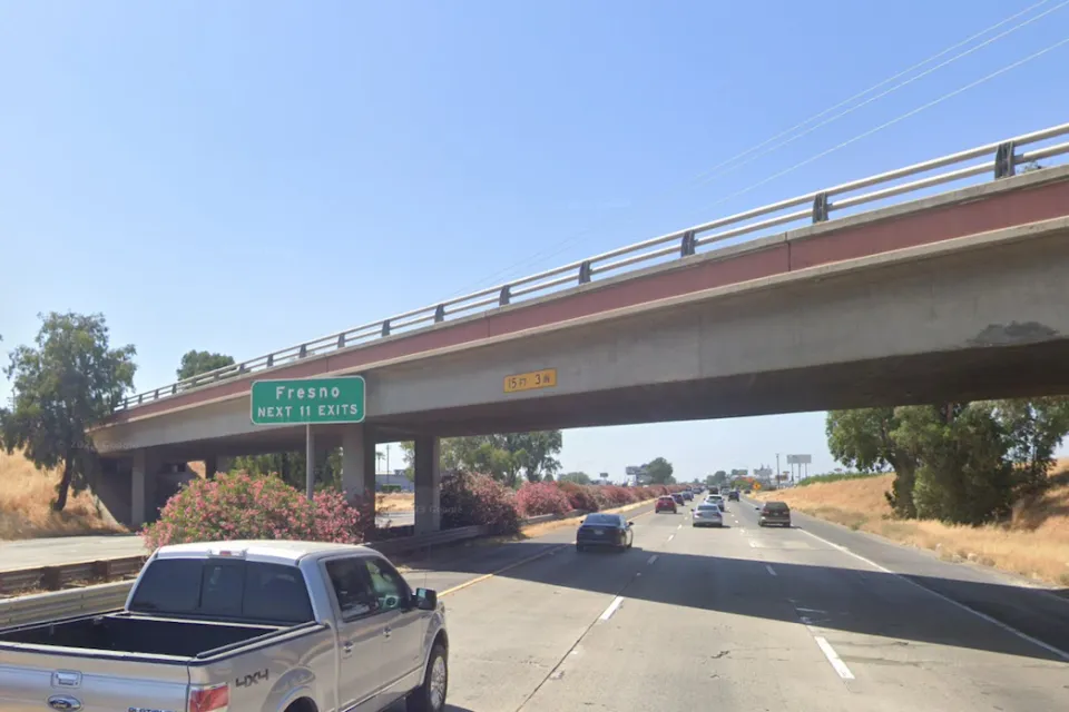 Google street view of American Avenue overpass over Highway 99 in Fresno, California.